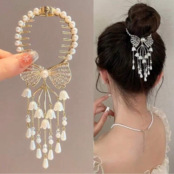 Elegant Bow and Lily Pearl Hair Accessory with Pearl & Rhinestone Accents - Picture 1 of 3